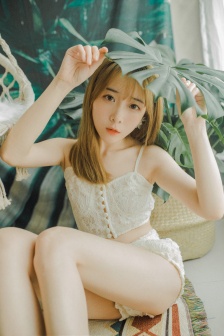 女脱个精光100张
